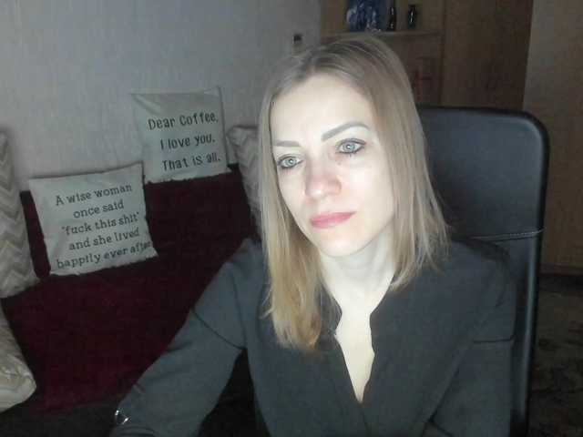 CherishSia's BongaCams show and profile