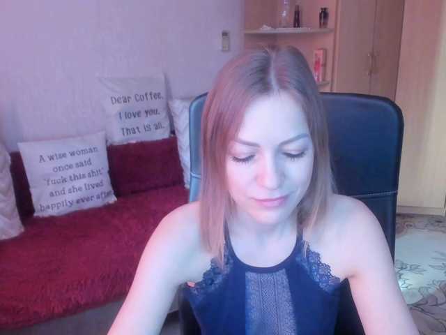 CherishSia's BongaCams show and profile