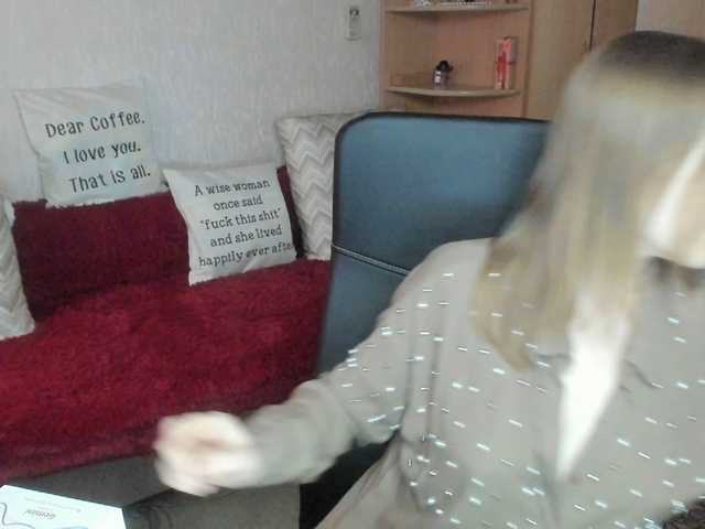 CherishSia's BongaCams show and profile