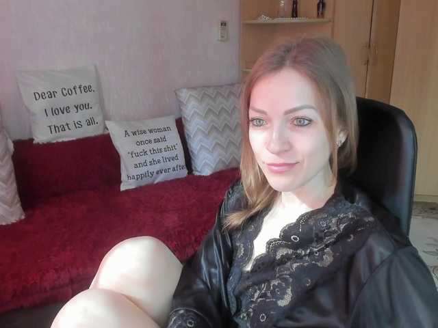 CherishSia's BongaCams show and profile