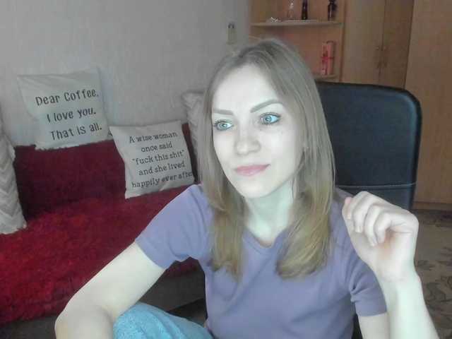 CherishSia's BongaCams show and profile