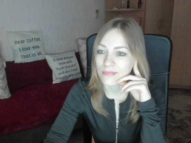 CherishSia's BongaCams show and profile