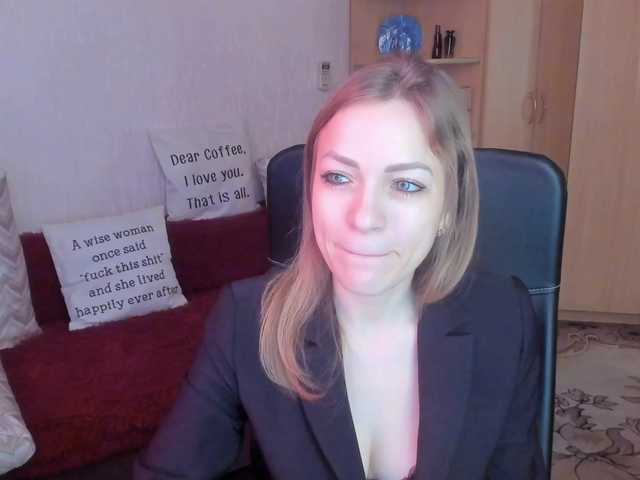 CherishSia's BongaCams show and profile