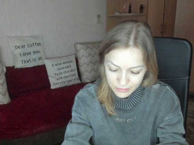 CherishSia's BongaCams show and profile