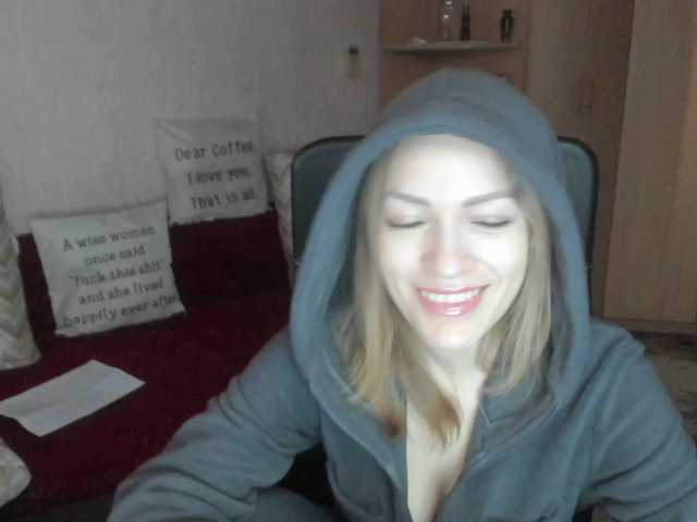 CherishSia's BongaCams show and profile