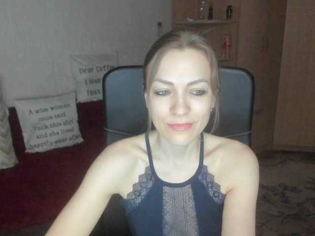 CherishSia's BongaCams show and profile