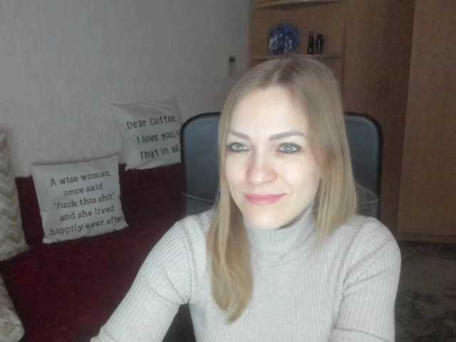 CherishSia's BongaCams show and profile