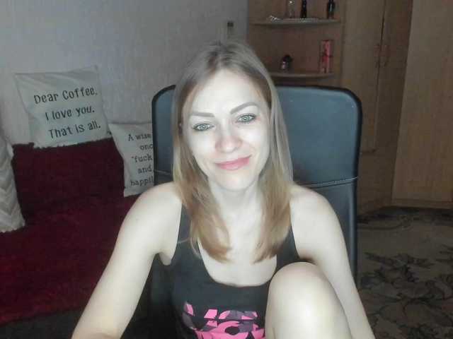 CherishSia's BongaCams show and profile