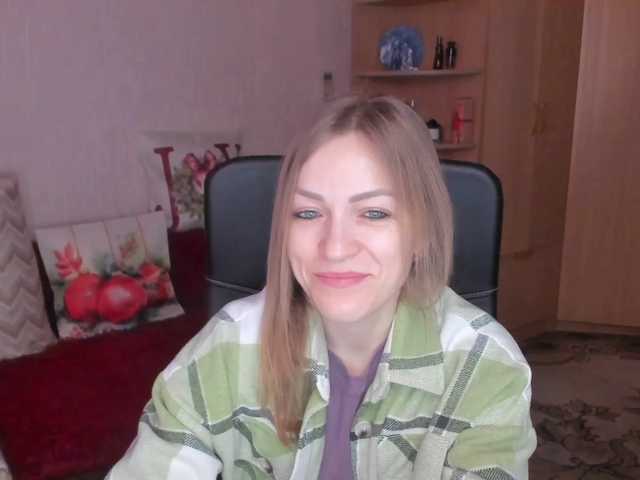 CherishSia's BongaCams show and profile