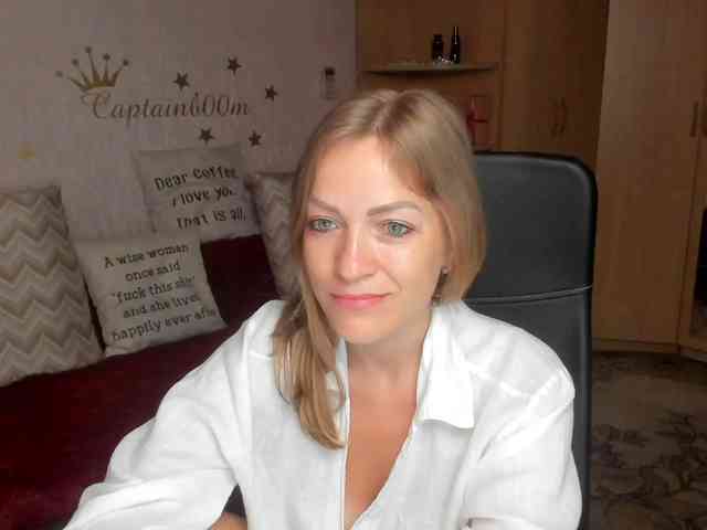 SilviaSweet webcam
