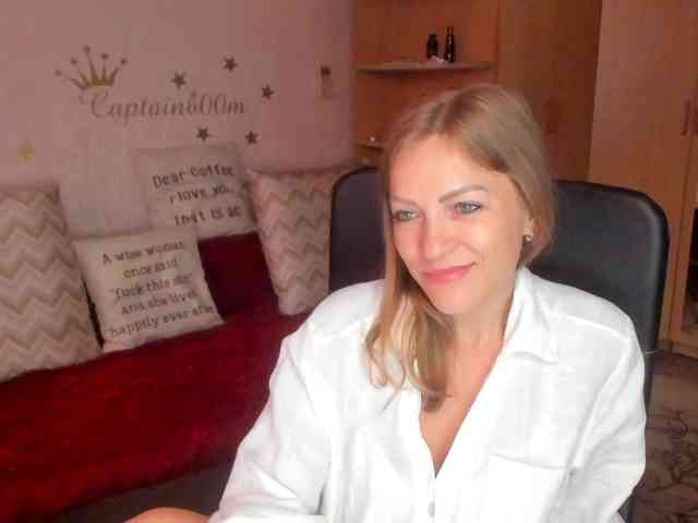 SilviaSweet webcam