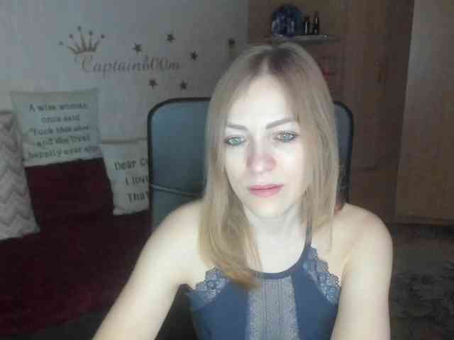 CherishSia Live Webcam on BongaCams