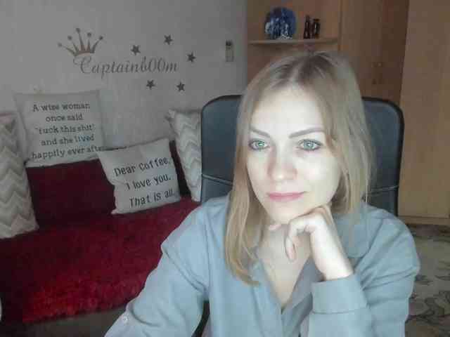 CherishSia Live Webcam on BongaCams