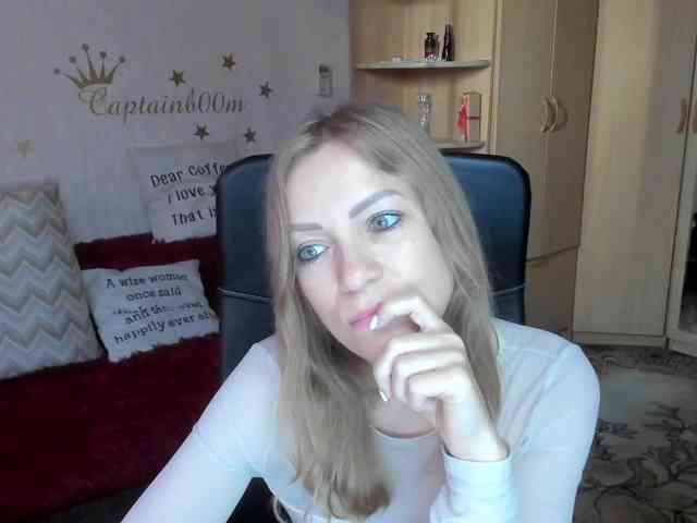 SilviaSweet webcam