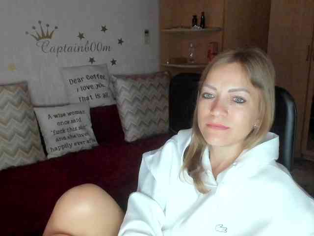 SilviaSweet webcam