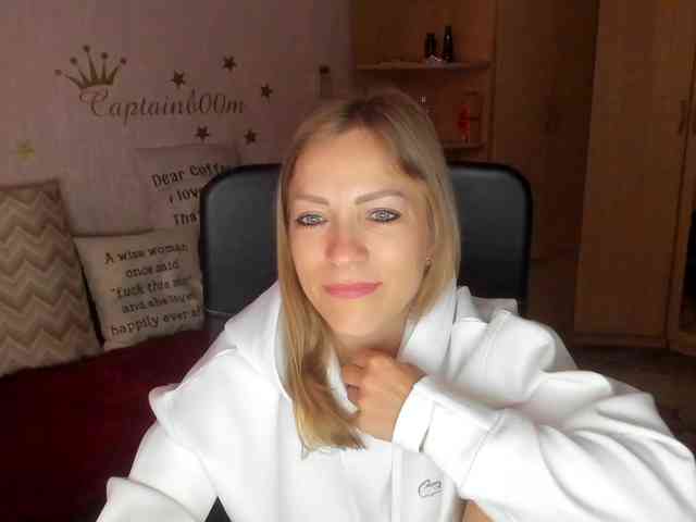 SilviaSweet webcam
