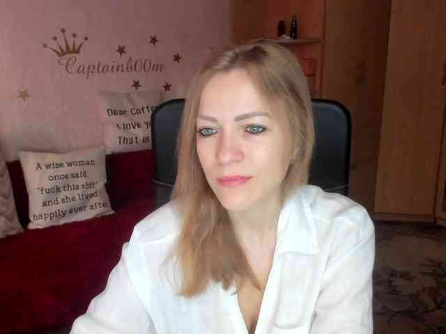 SilviaSweet webcam