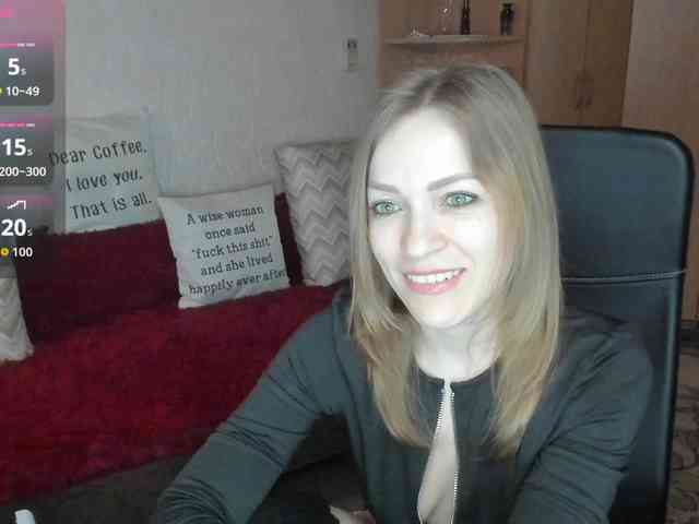 CherishSia Live Webcam on BongaCams