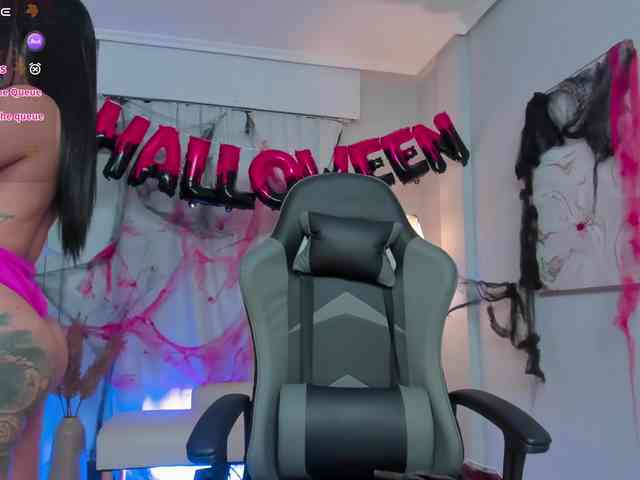 LeahJones webcam