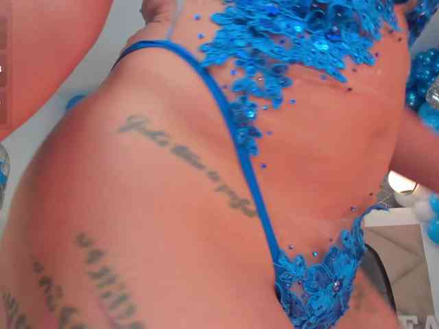 LeahJones webcam
