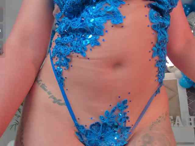 LeahJones webcam