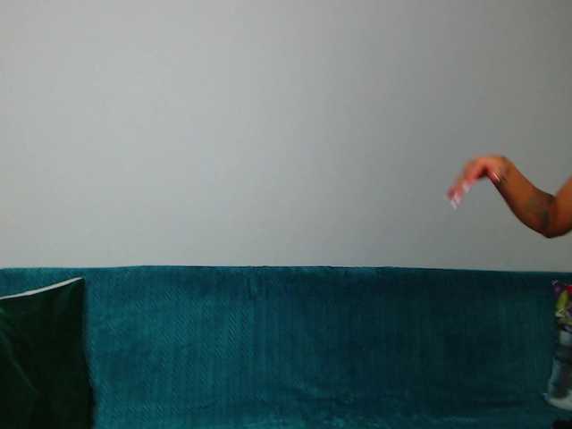 Sex chat gratuit in direct cu Sara-Daisy pe BongaCams