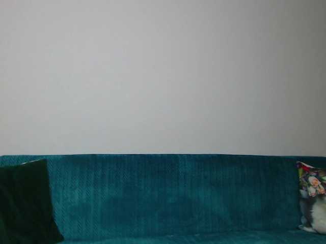 Sara-Daisy's BongaCams show and profile