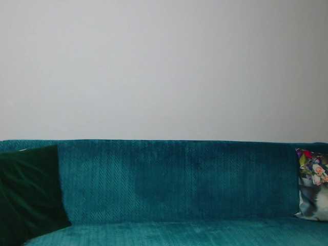 Sara-Daisy's BongaCams show and profile