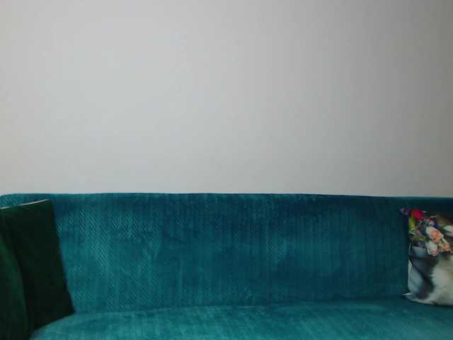 Sara-Daisy's BongaCams show and profile