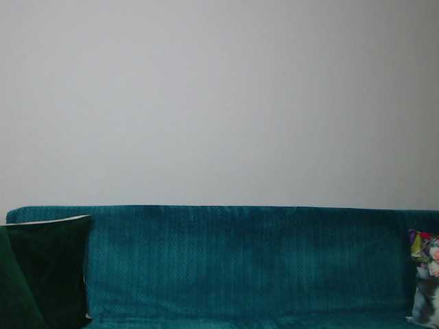 sara-daisy cam belle