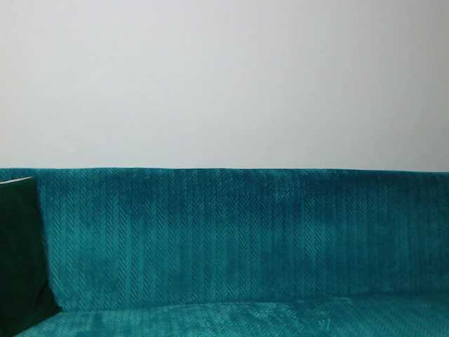 Sara-Daisy's BongaCams show and profile