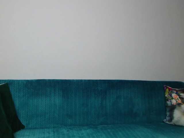 Sara-Daisy's BongaCams show and profile