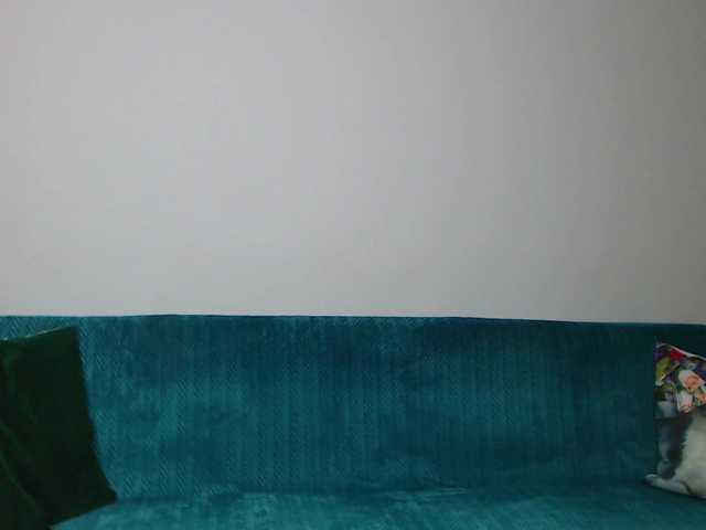 Sara-Daisy's BongaCams show and profile