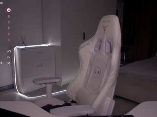 Evelina_fox Porn Show