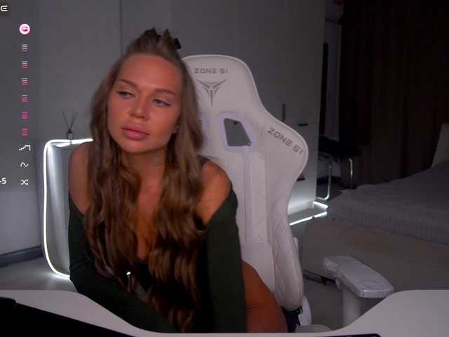 pupsik-24's BongaCams show and profile