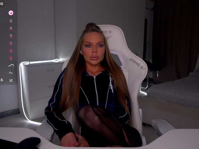 pupsik-24's BongaCams show and profile