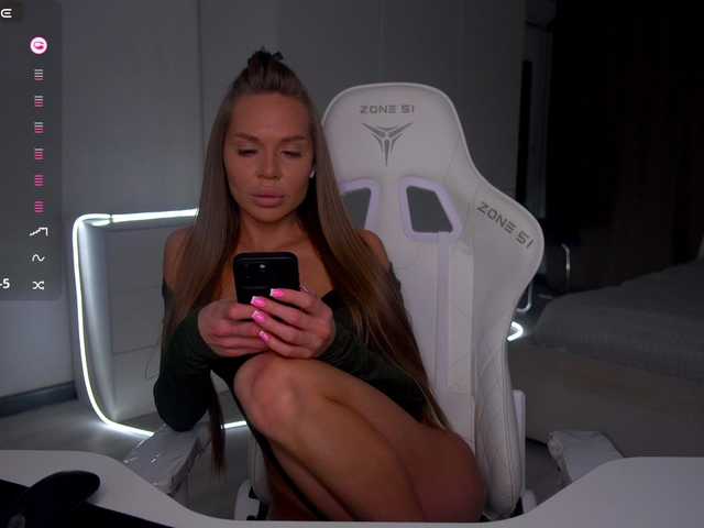 pupsik-24 from BongaCams is Freechat