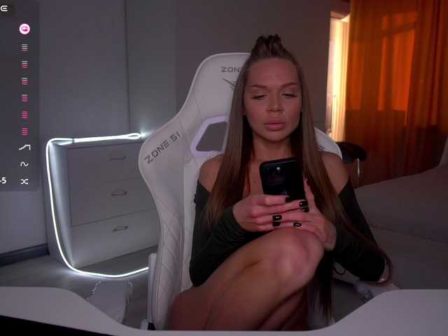 pupsik-24's BongaCams show and profile