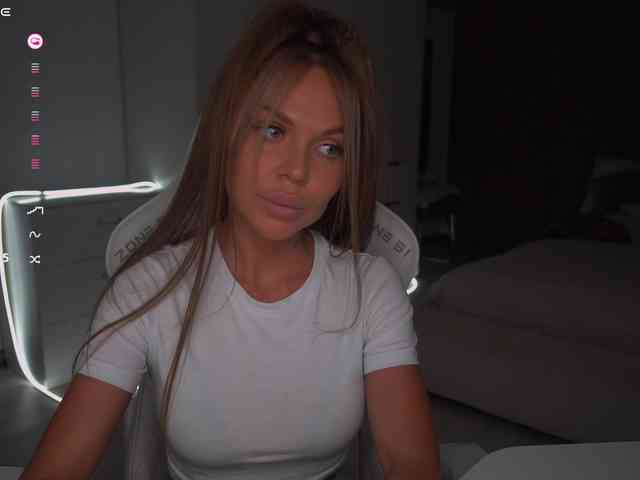 Evelina_fox webcam