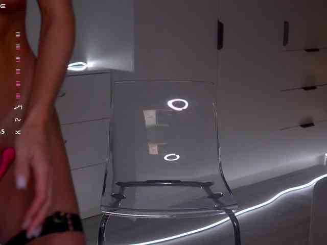 pupsik-24 Live Webcam on BongaCams