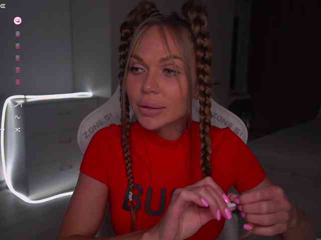 pupsik-24 Live Webcam on BongaCams