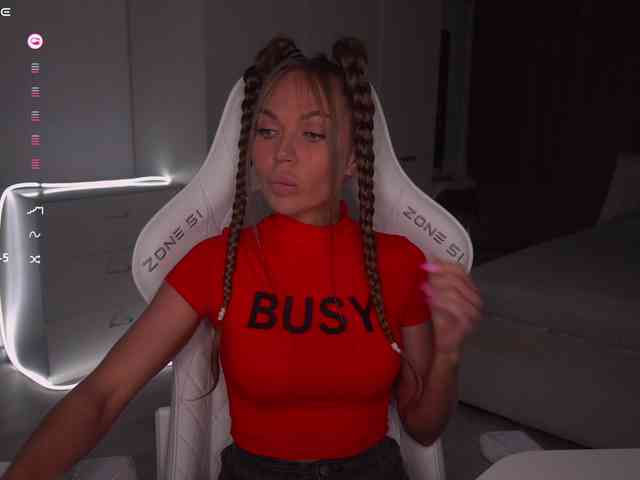 pupsik-24 Live Webcam on BongaCams