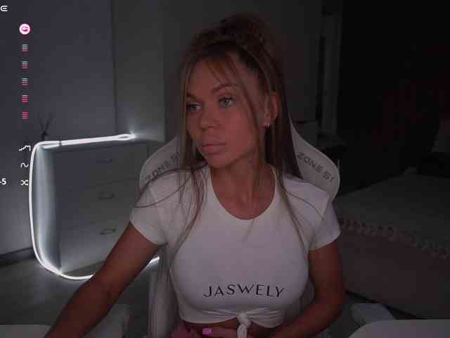 Evelina_fox webcam