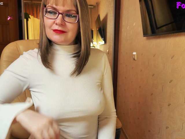 Muza-Love's BongaCams show and profile