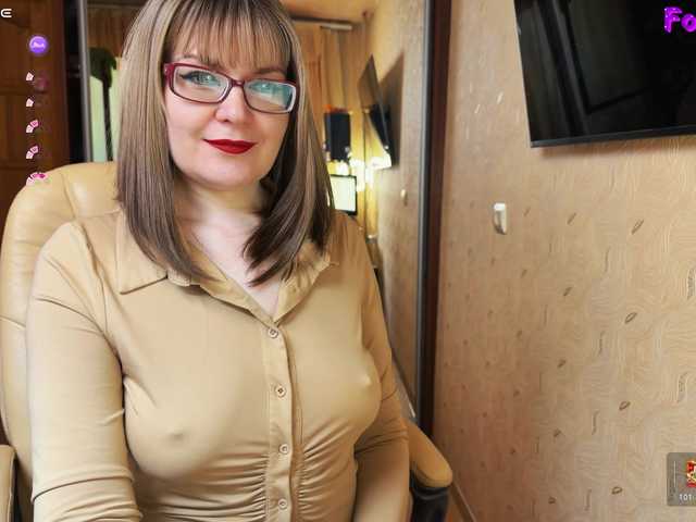 Muza-Love's BongaCams show and profile