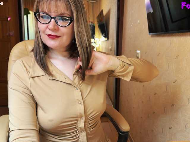 Muza-Love's BongaCams show and profile