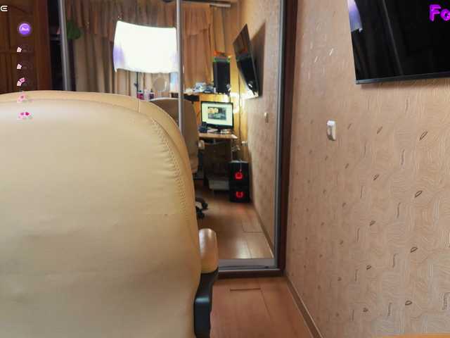 Muza-Love's BongaCams show and profile