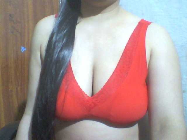 indiagirl50 from BongaCams is Freechat