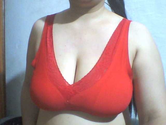 indiagirl50's BongaCams profile