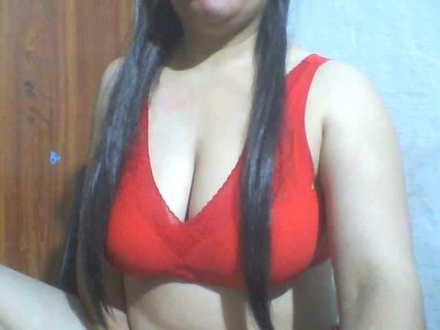 indiagirl50's BongaCams show and profile